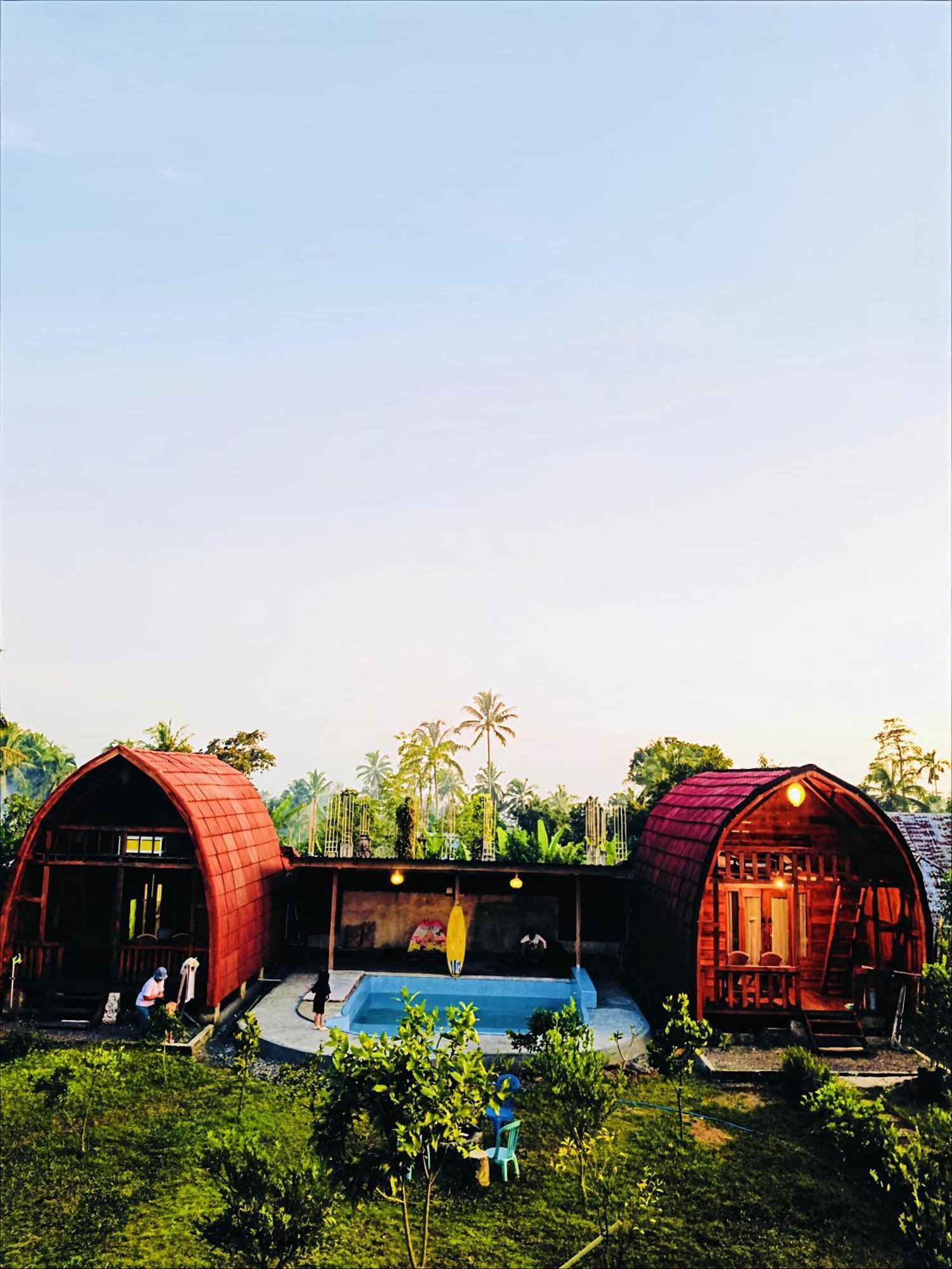 Raturinjani Homestay Selong Exterior foto